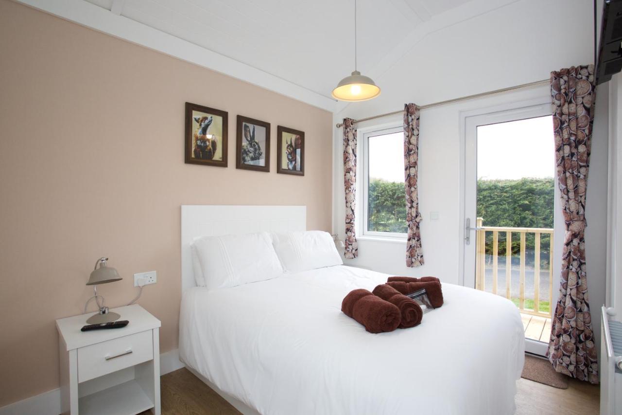 Braidhaugh Holiday Lodge And Glamping Park Crieff Exterior foto